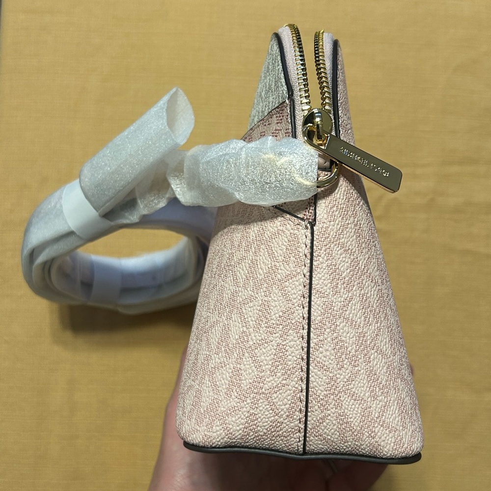 Michael Kors 3 Color Pink Cream Crossbody Bag - Brand New With Tags - Picture 9 of 16